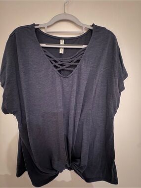 EUC PerSeption Concept Navy Blue top with criss cross front XL
